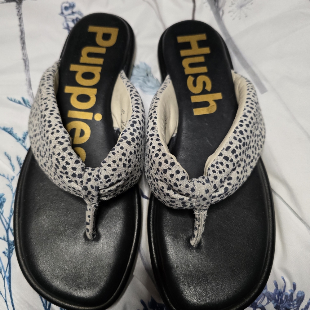 Hush Puppies Black and Cream Dotted Shoes